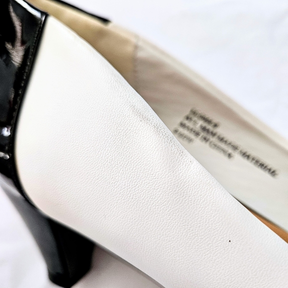 EUC Comfortview Classic B&W Vintage Oxford-style Peep Toe Pumps w/ Bow 9.5 Wide - Picture 11 of 15